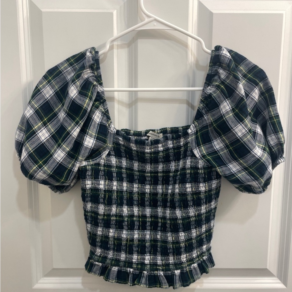 American Eagle Puff Sleeve Top